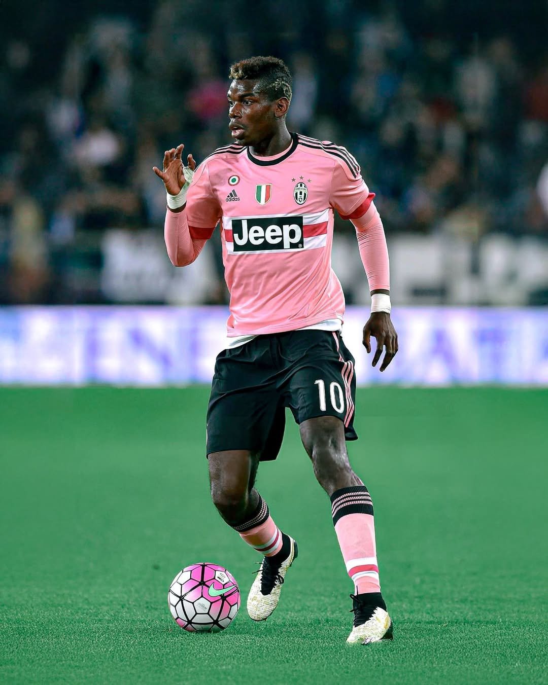 尤文图斯球员表现抢眼,获得国家队征召 尤文图斯球员表现抢眼,获得国家队征召