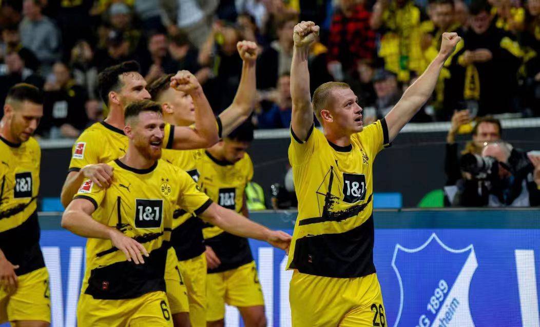 包含不来梅客场逼平对手，保住积分榜中游位置的词条