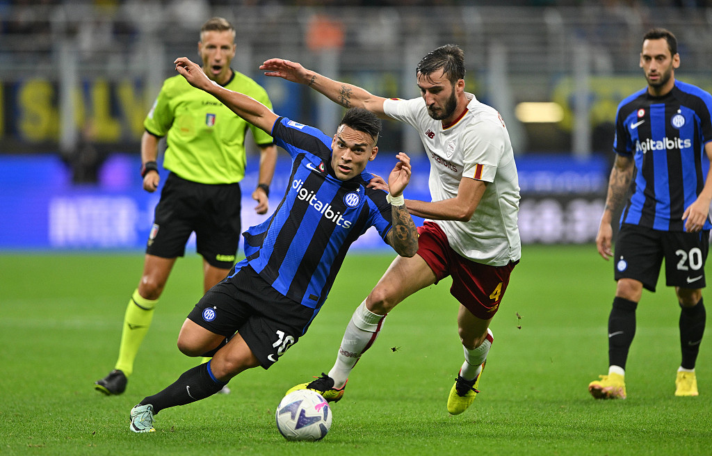 罗马在比赛中遇到困难，难以取胜