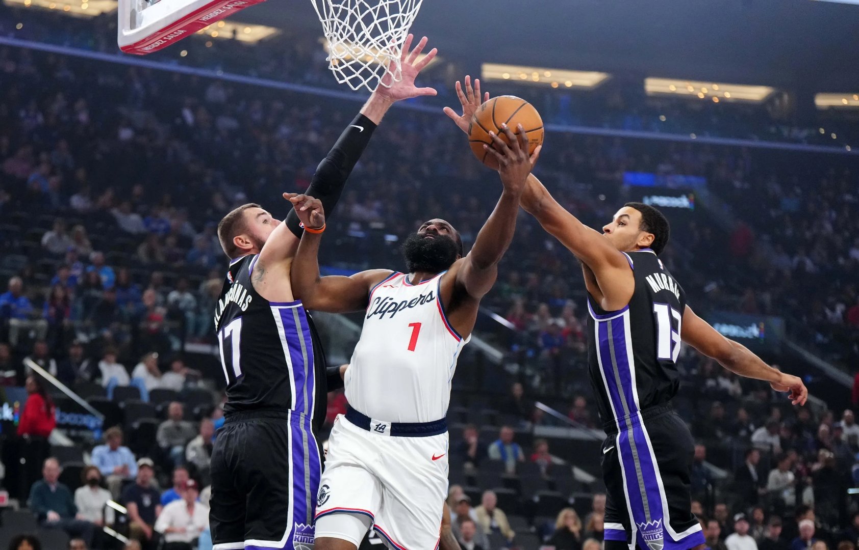 猛龙惨败快船,球队遭受重创 猛龙惨败快船,球队遭受重创