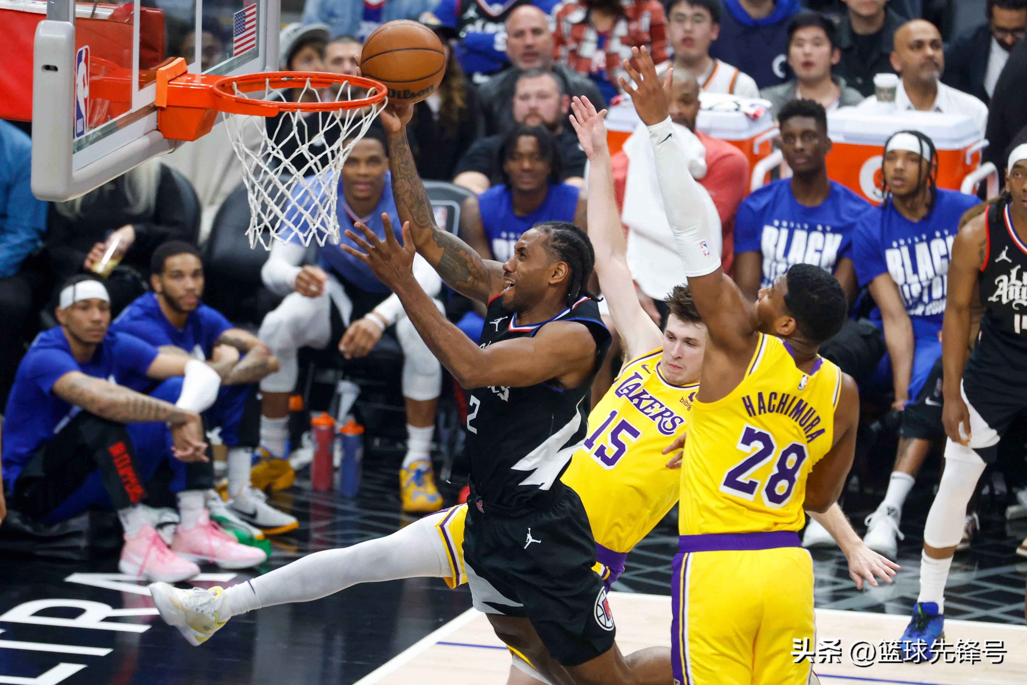 快船大胜火箭，晋级西部半决赛