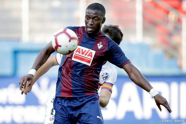 埃瓦尔客场大胜,连胜保持不败的简单介绍 埃瓦尔客场大胜,连胜保持不败的简单介绍