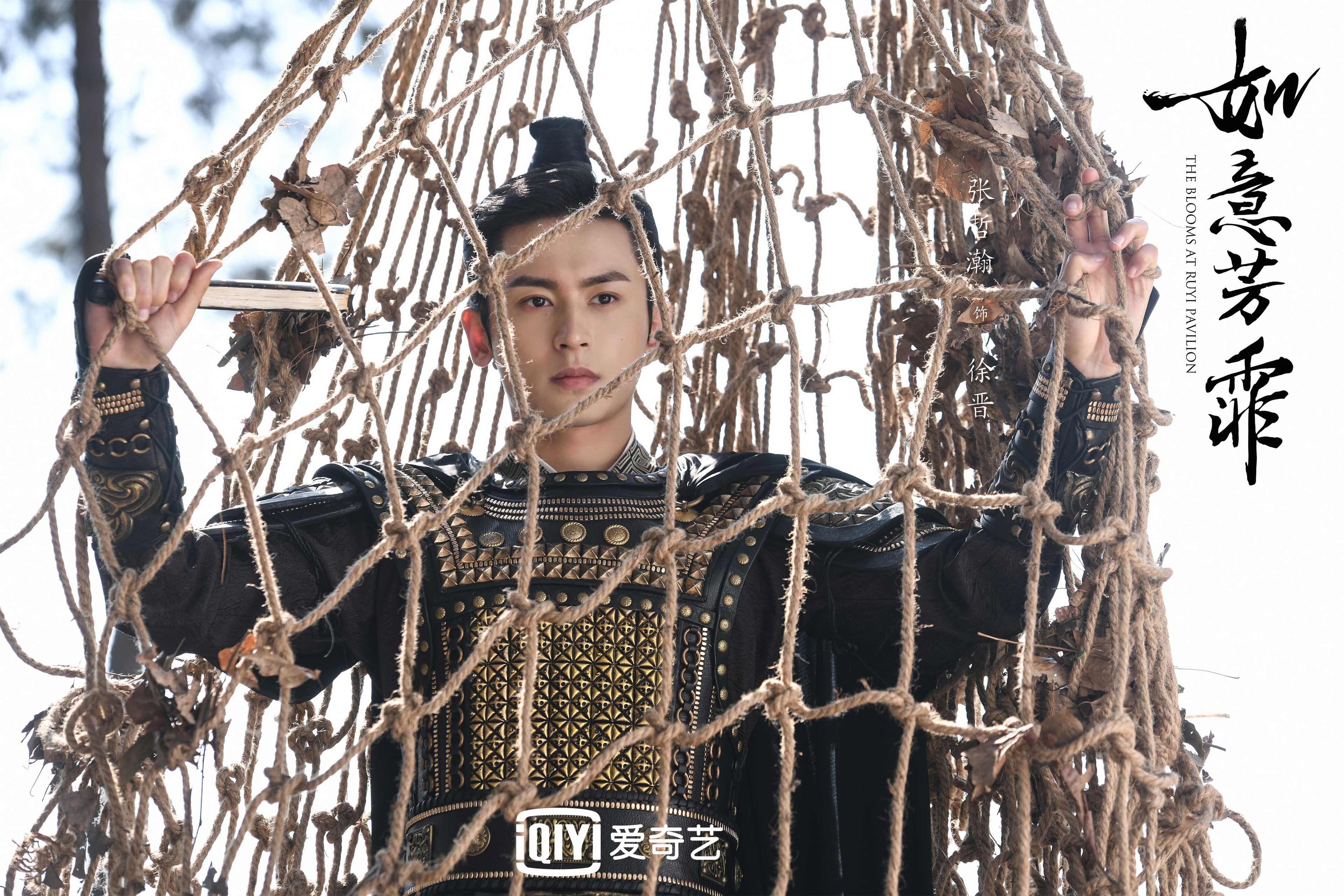 开云体育官方网站-西决生死战之夜，穆勒防守端锁死对手，铸就钢铁防线助队晋级